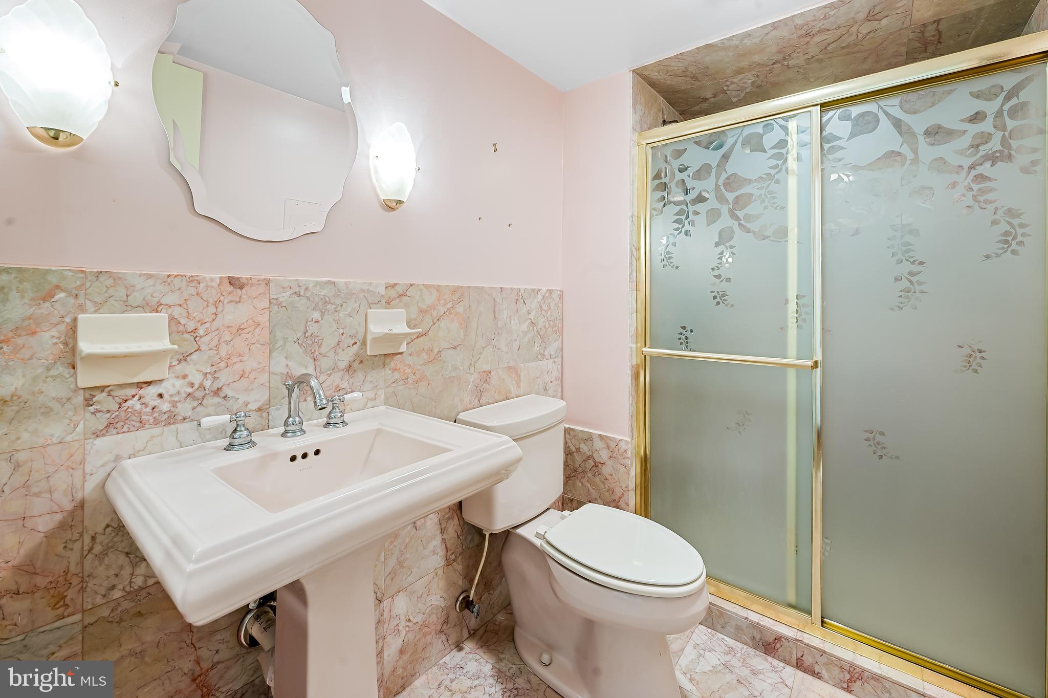 111 Hamlet Hill Road, Unit 213 Baltimore, MD 21210 - Photo 14 of 25 Hall Bathroom