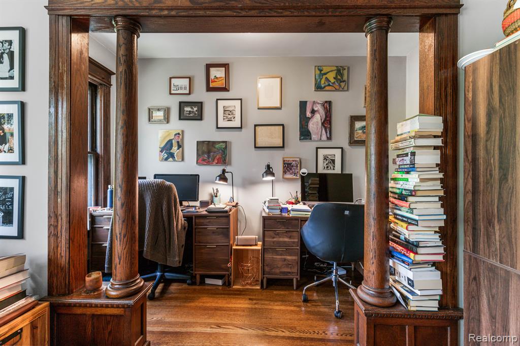 4129 Commonwealth Street, Unit 2 Detroit, MI 48208 - Photo 4 of 47
