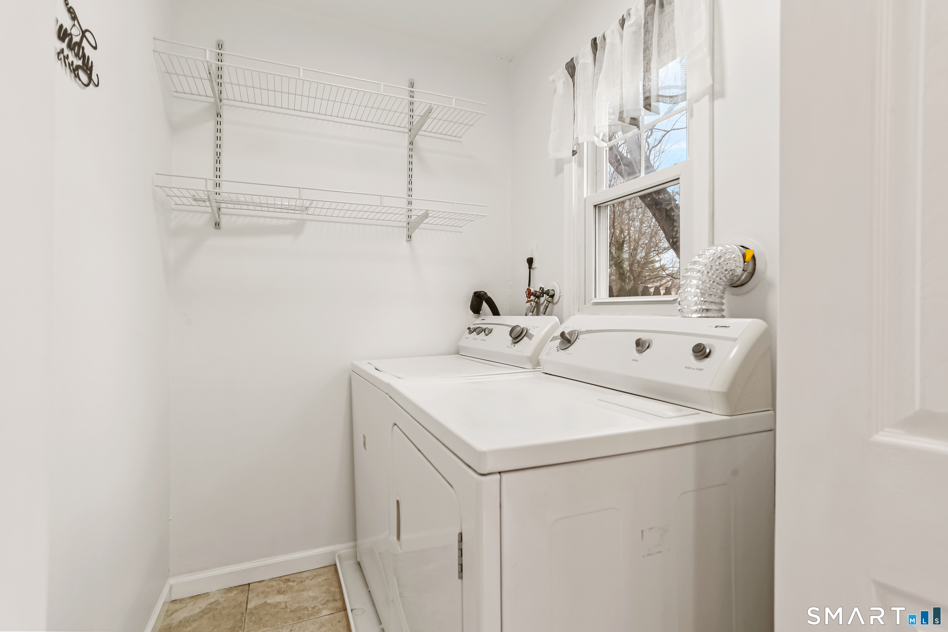 335 Woodend Road Stratford, CT 06615 - Photo 15 of 31