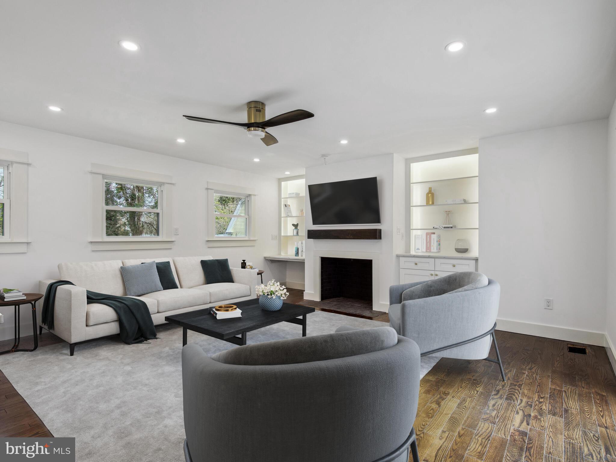 2 Campbelton Circle Princeton, NJ 08540 - Photo 29 of 55 Virtually staged family room