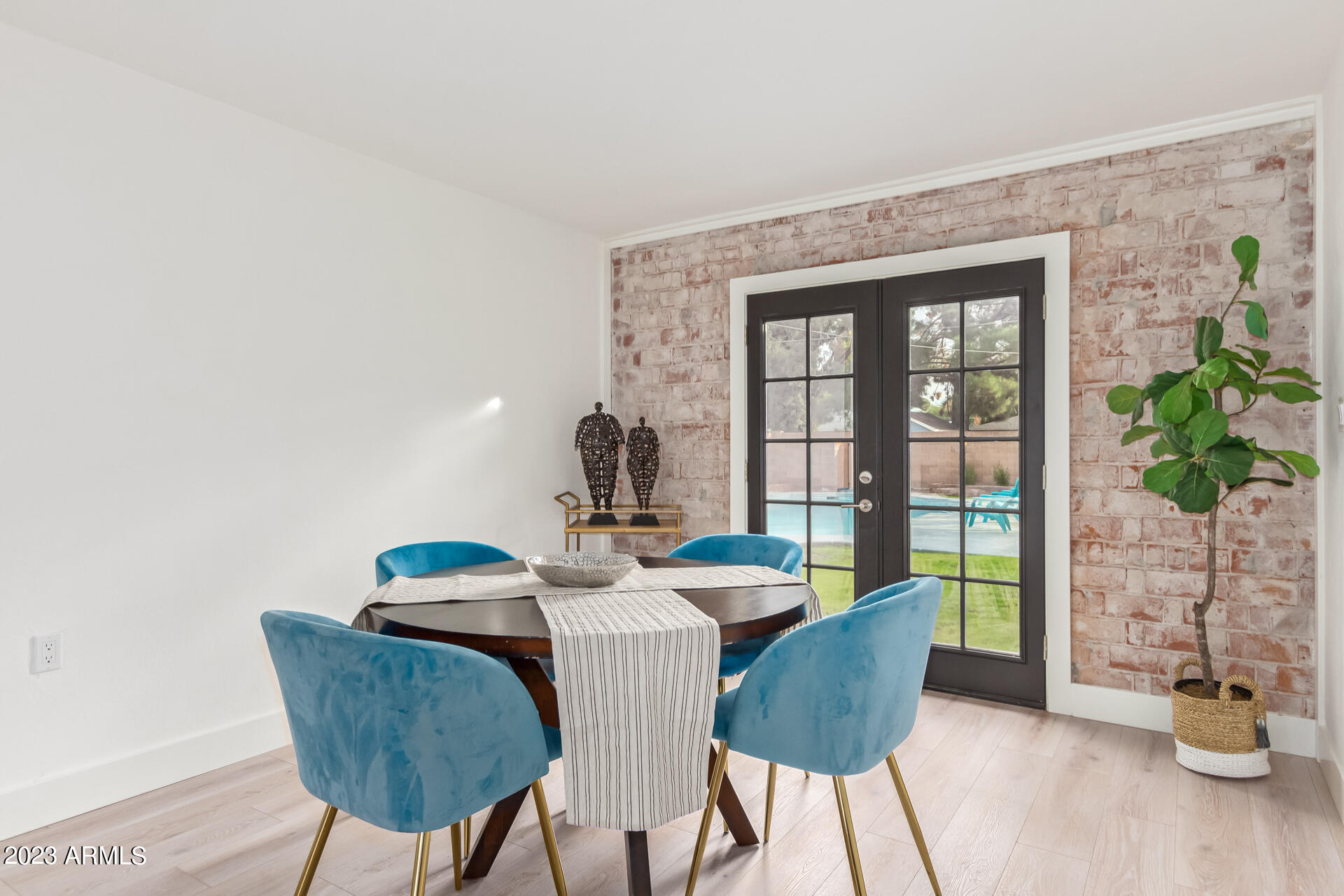 3733 East Piccadilly Road Phoenix, AZ 85018 - Photo 11 of 28 0020-14 - Piccadilly