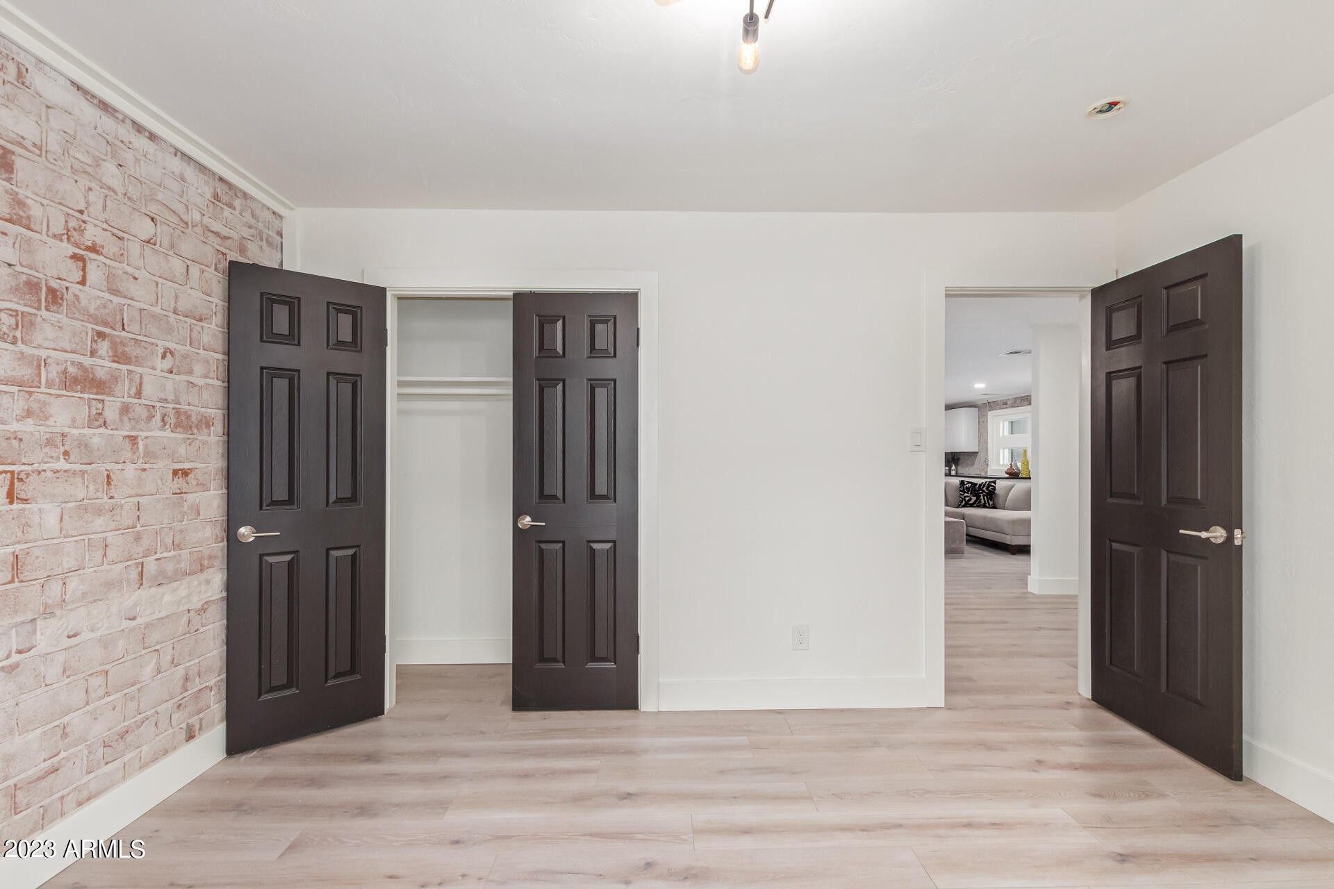 3733 East Piccadilly Road Phoenix, AZ 85018 - Photo 15 of 28 0040-34 - Piccadilly