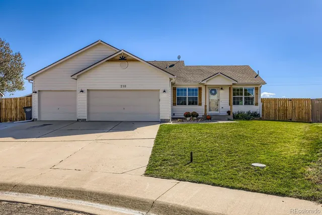 $479,999 | 210 Joshua Avenue, Keenesburg, CO 80643