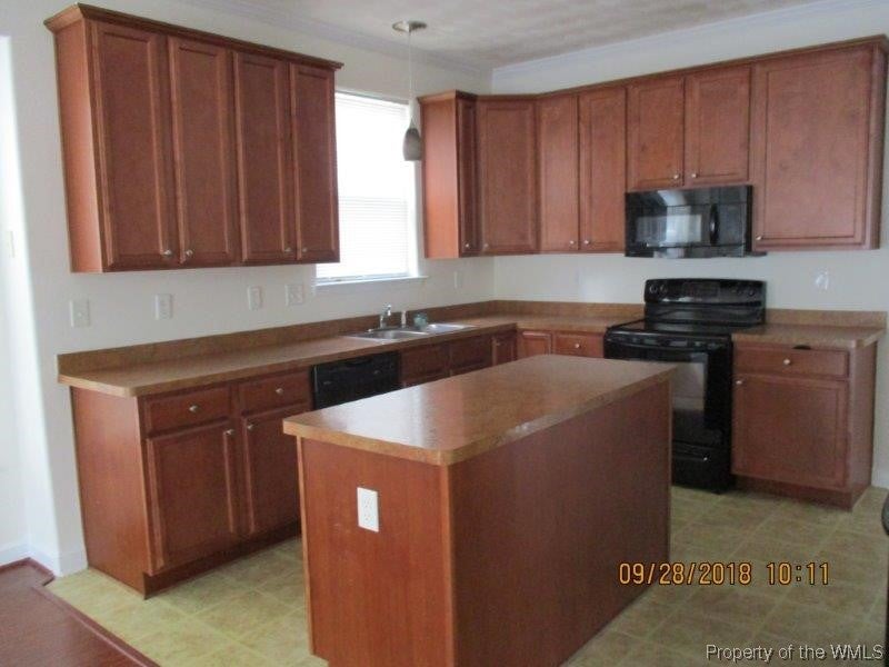 27 Rockingham Drive Hampton, VA 23669 - Photo 12 of 47 Gallery Image 12