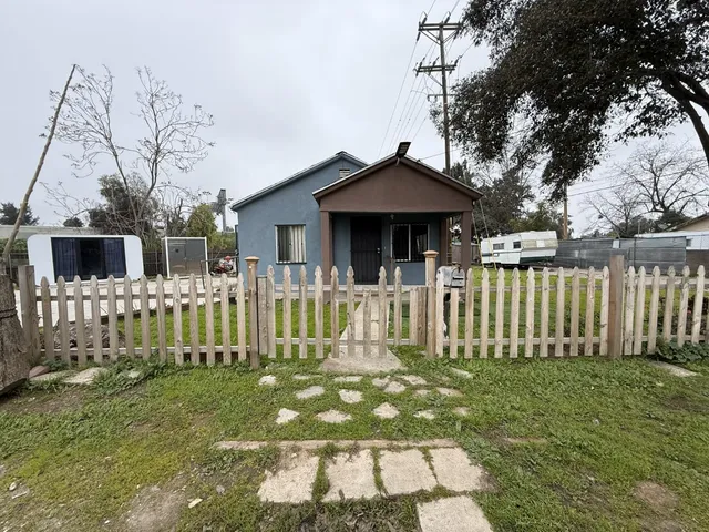 $325,000 | 1603 West Hazelton Avenue, Stockton, CA 95203
