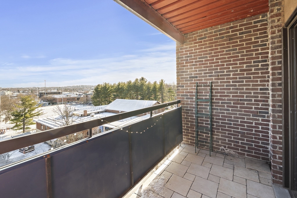 32 Whites Avenue, Unit D65 Watertown, MA 02472 - Photo 14 of 28