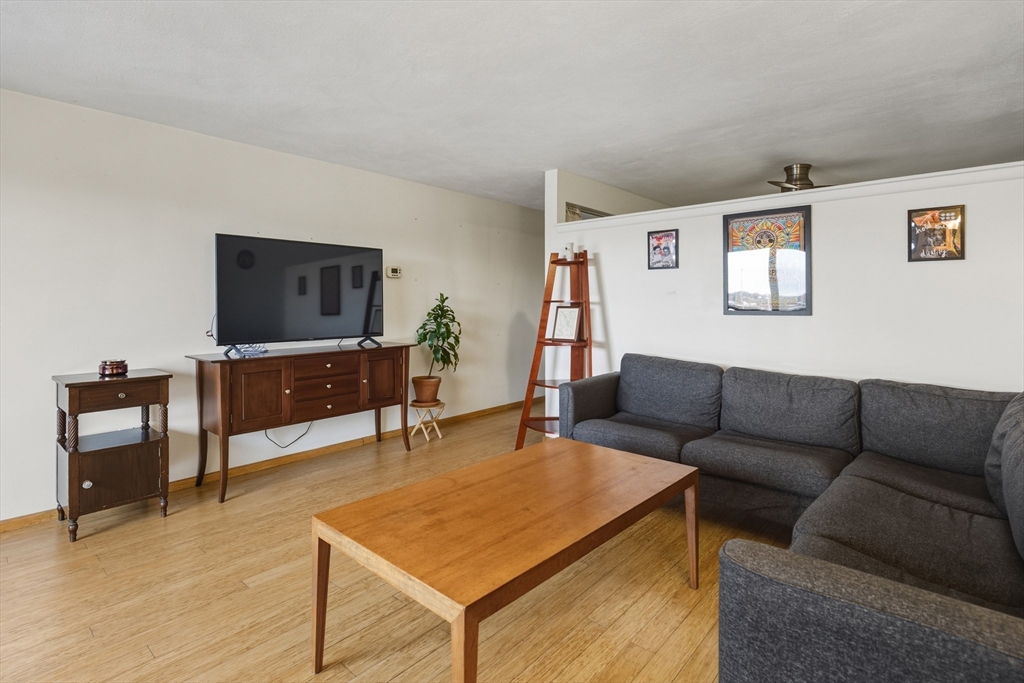 32 Whites Avenue, Unit D65 Watertown, MA 02472 - Photo 18 of 31