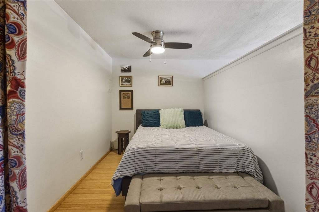 32 Whites Avenue, Unit D65 Watertown, MA 02472 - Photo 7 of 31