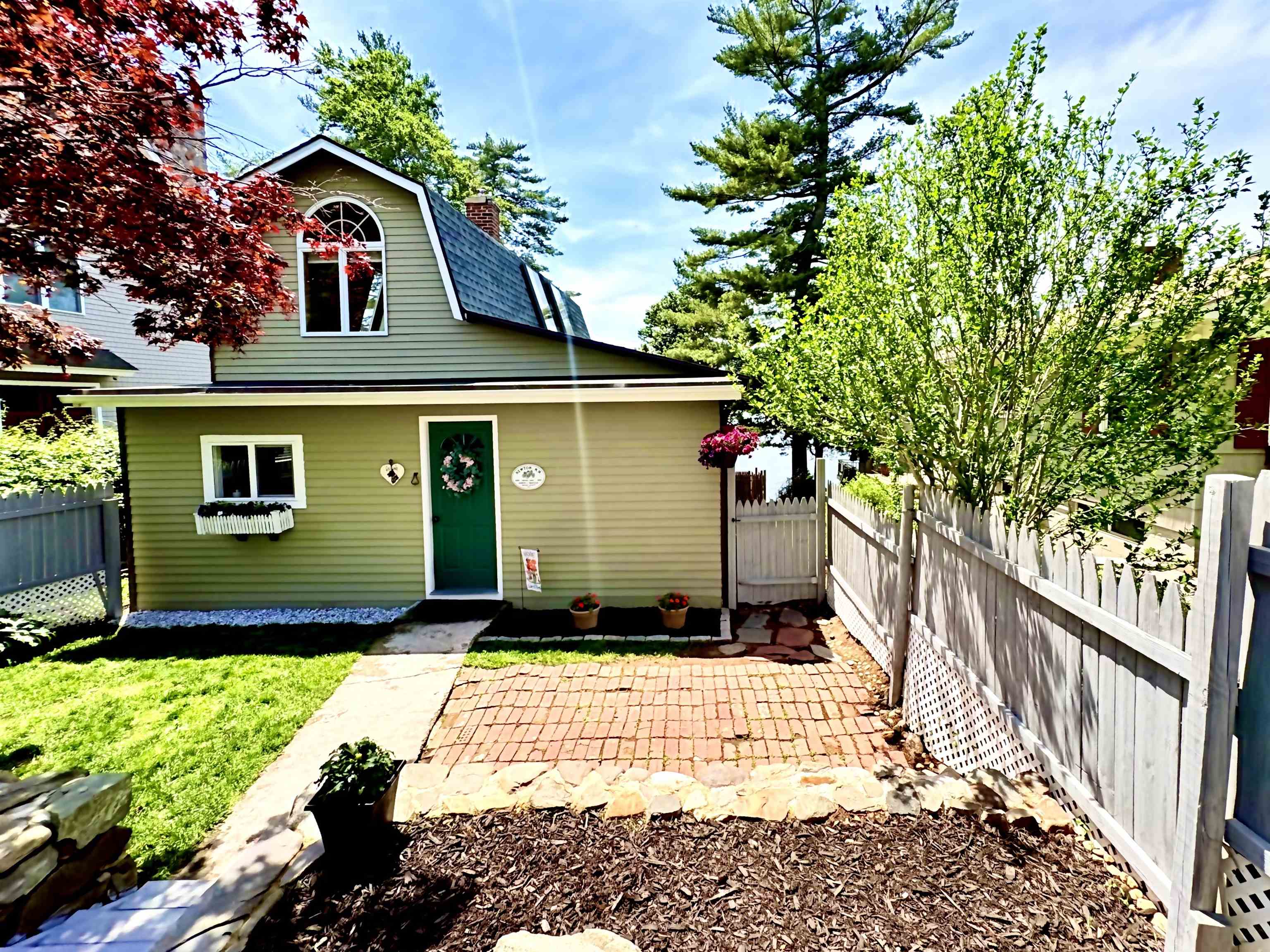 14 Marcoux Road Newton, NH 03858 - Photo 2 of 55