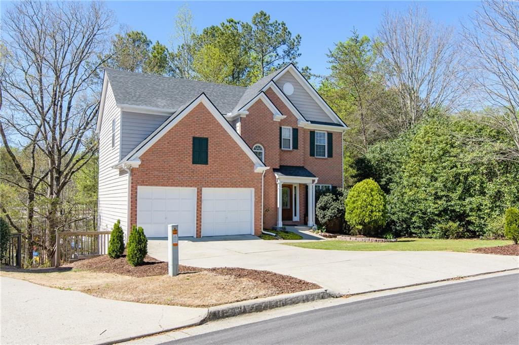 a house view with a outdoor space
