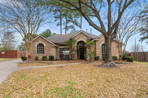 $355,000 | 1302 Pine Trail, Tomball, TX 77375