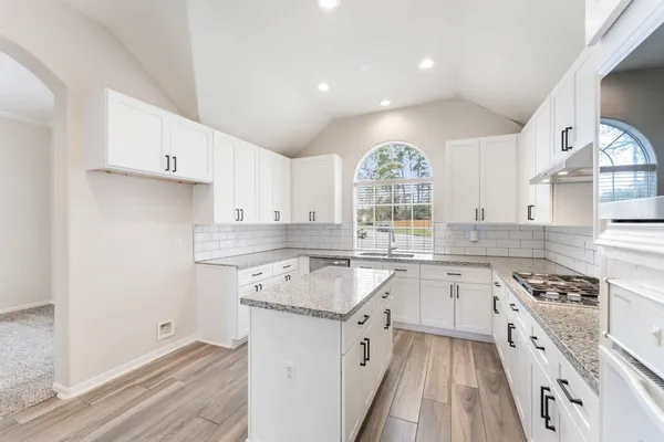 $355,000 | 1302 Pine Trail, Tomball, TX 77375