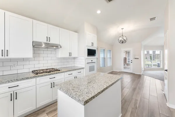 $355,000 | 1302 Pine Trail, Tomball, TX 77375