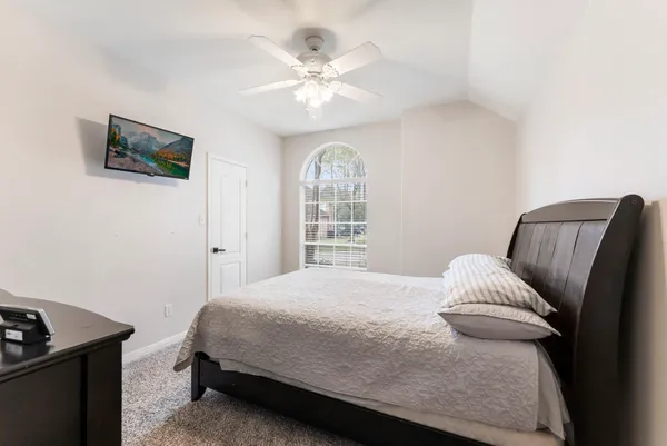 $355,000 | 1302 Pine Trail, Tomball, TX 77375