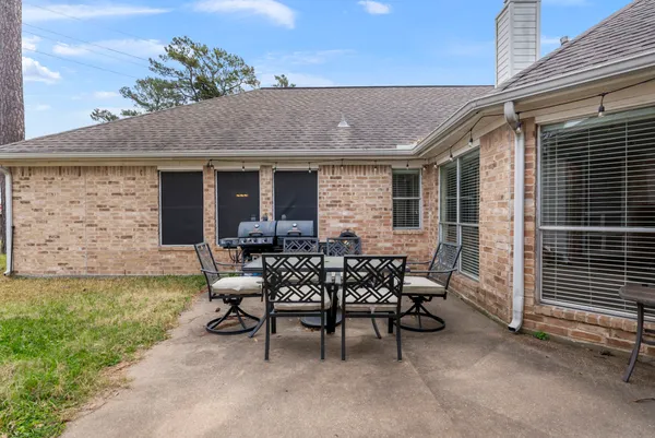 $355,000 | 1302 Pine Trail, Tomball, TX 77375
