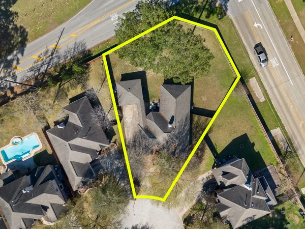 $355,000 | 1302 Pine Trail, Tomball, TX 77375