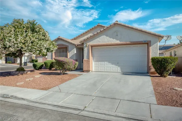 $2,250 | 2806 Bahama Point Avenue, North Las Vegas, NV 89031