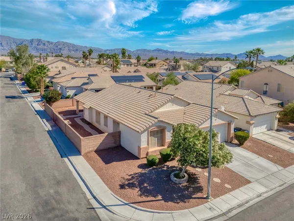 $2,250 | 2806 Bahama Point Avenue, North Las Vegas, NV 89031