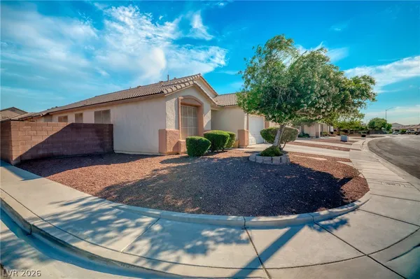 $2,250 | 2806 Bahama Point Avenue, North Las Vegas, NV 89031