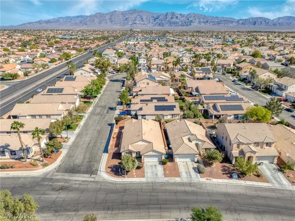 $2,250 | 2806 Bahama Point Avenue, North Las Vegas, NV 89031