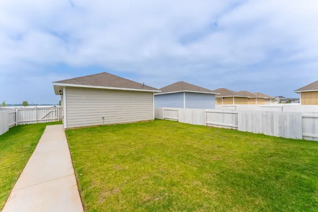 $1,550 | 354 Hortus Drive, Kyle, TX 78640
