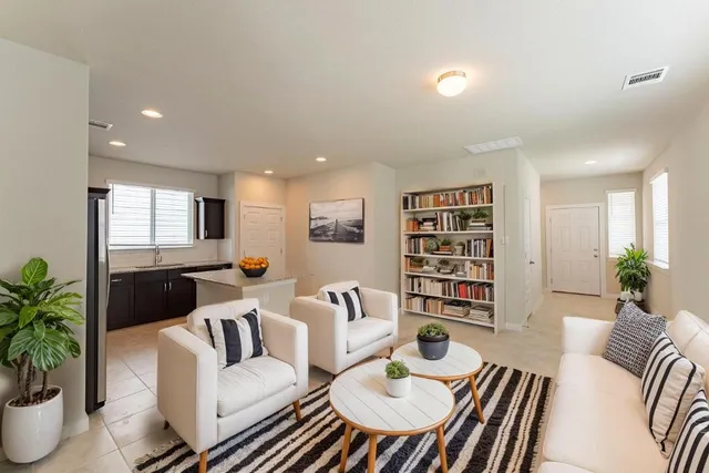 $1,550 | 354 Hortus Drive, Kyle, TX 78640