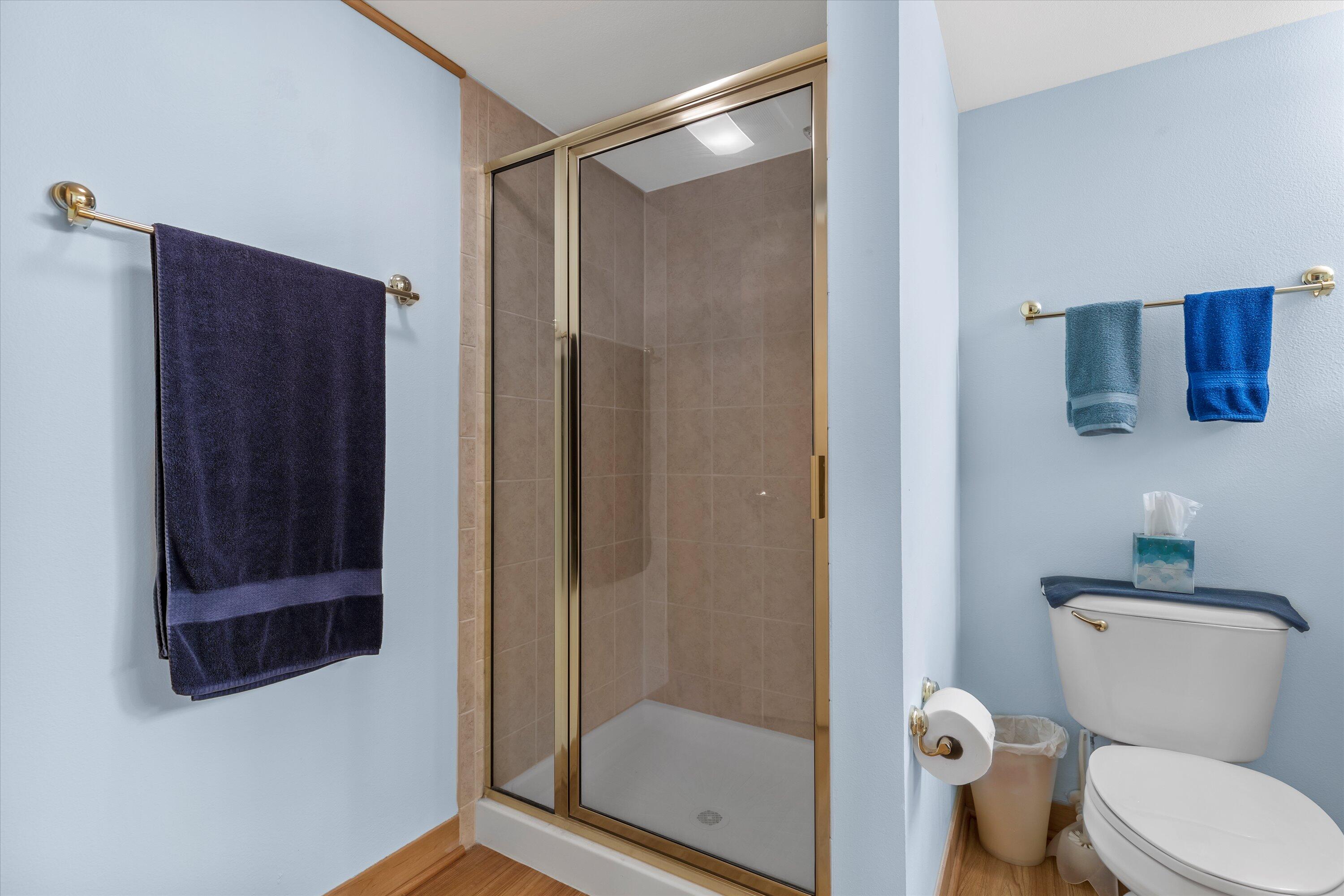 415 Lake Street, Unit 602 Port Washington, WI 53074 - Photo 9 of 20 34-0G8A0406