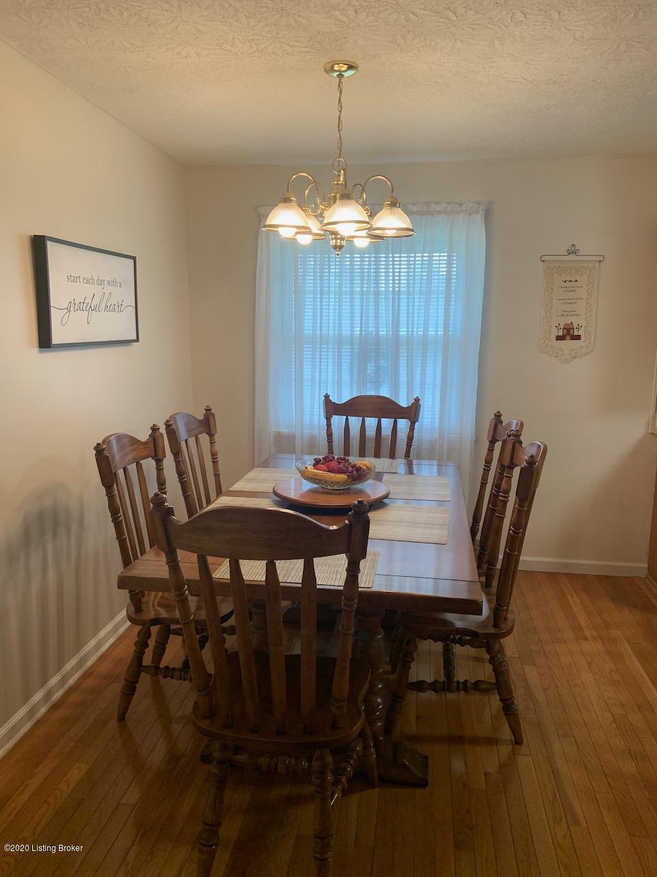 9905 3rd Street Road Louisville, KY 40272 - Photo 6 of 16 IMG_1135
