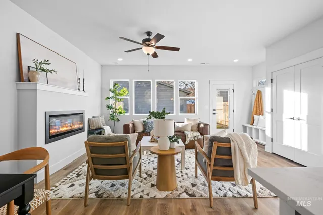 $554,999 | 2109 South Pacific Street, Boise, ID 83705