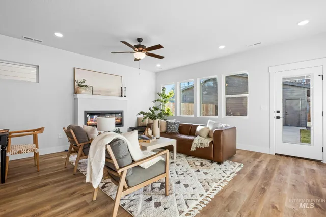 $554,999 | 2109 South Pacific Street, Boise, ID 83705