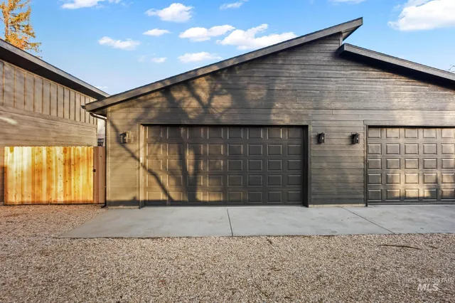 $554,999 | 2109 South Pacific Street, Boise, ID 83705