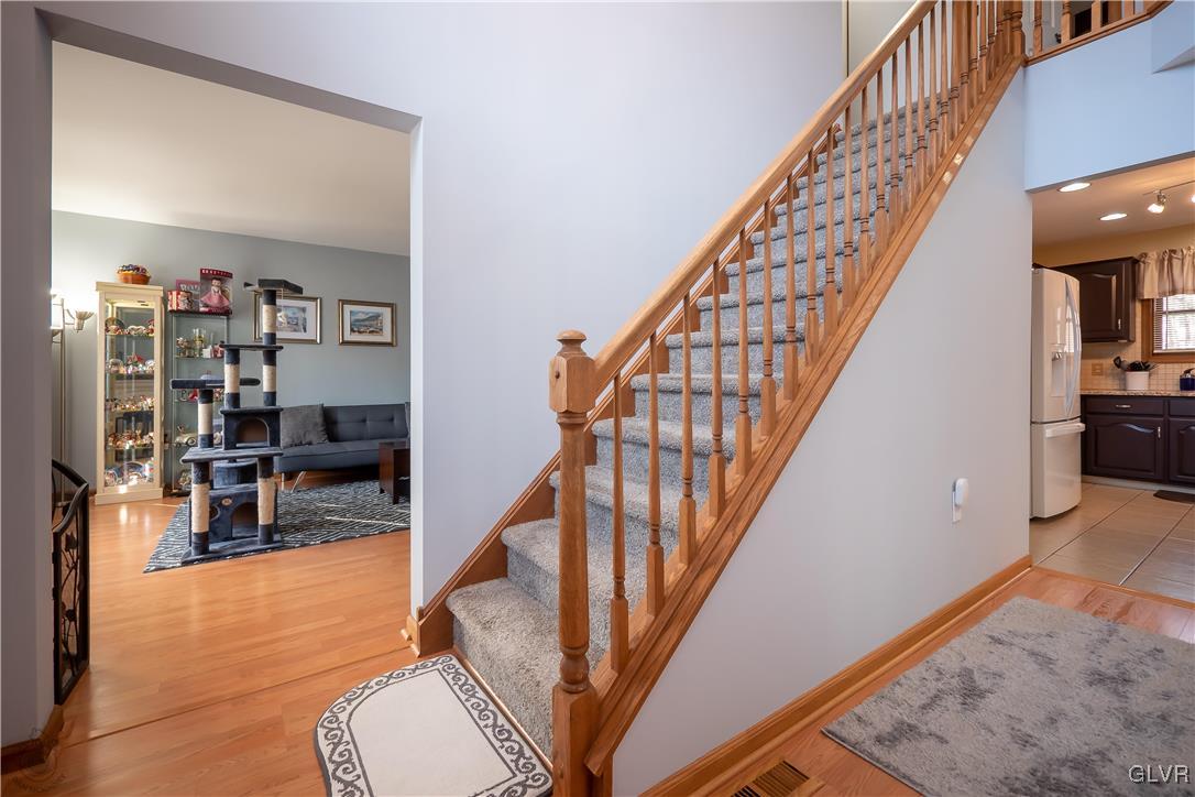 110 Deer Run Road Stroudsburg, PA 18360 - Photo 16 of 50 a view of entryway and hall