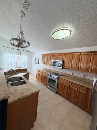 $3,200 | 2835 Crane Trace Circle, Orlando, FL 32837