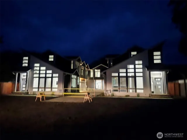 $344,900 | 768 Point Brown Avenue Southeast, Unit A, Ocean Shores, WA 98569