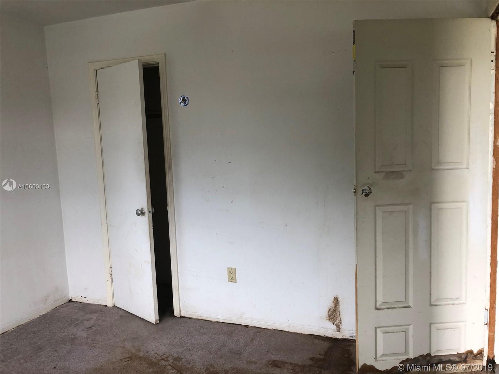 6316 Southwest 24th Street Miramar, FL 33023 - Photo 12 of 20