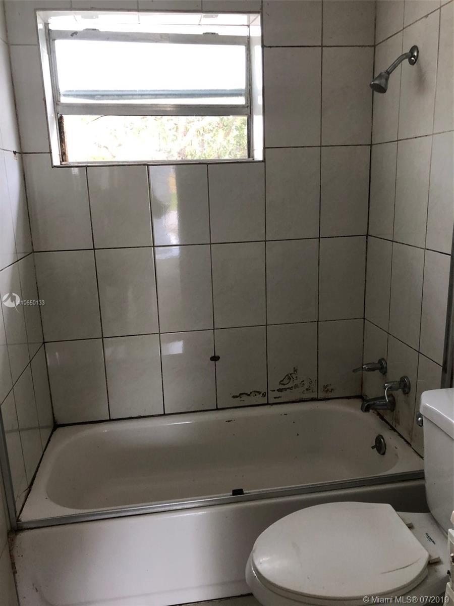 6316 Southwest 24th Street Miramar, FL 33023 - Photo 18 of 20