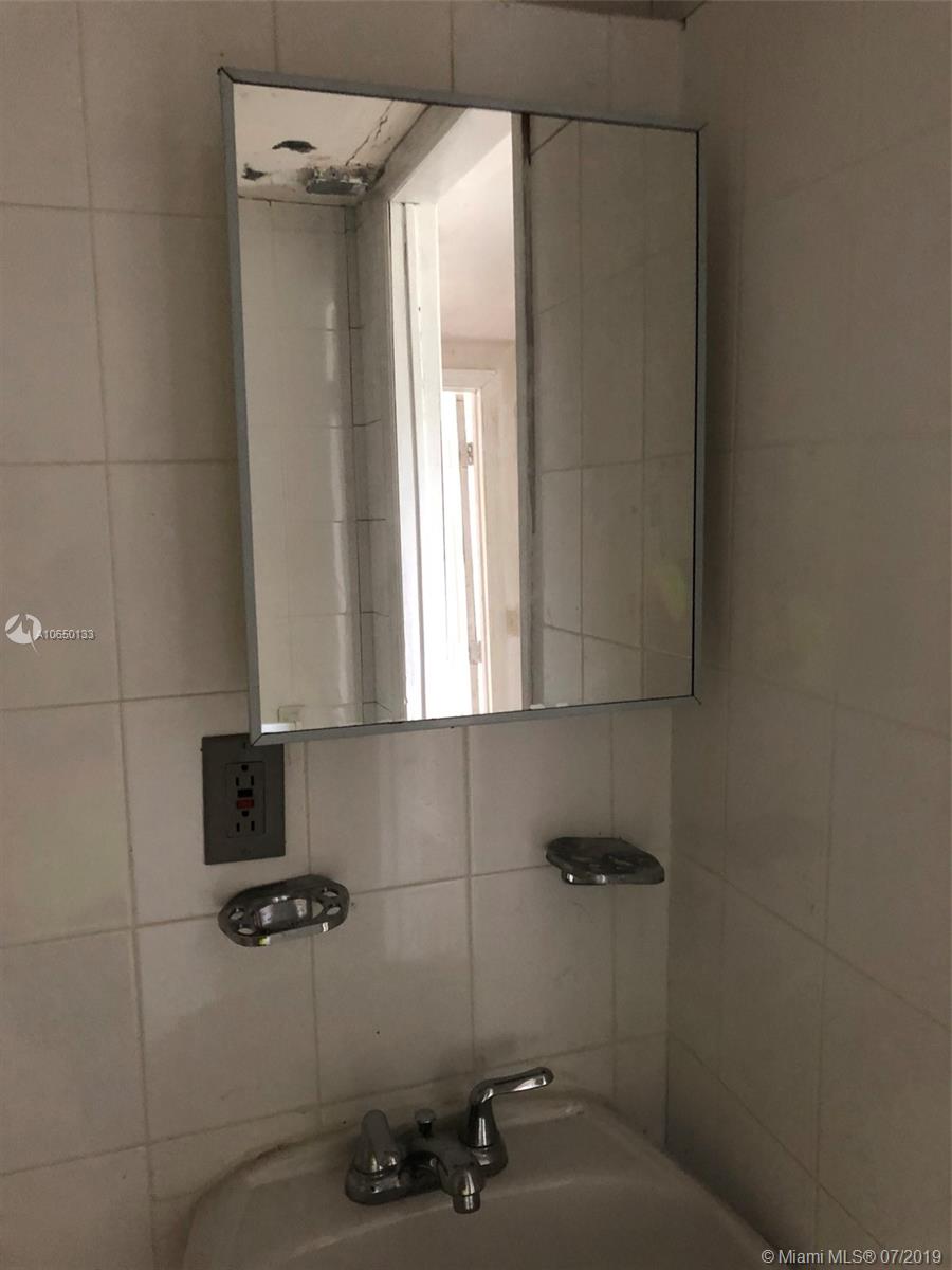 6316 Southwest 24th Street Miramar, FL 33023 - Photo 8 of 20