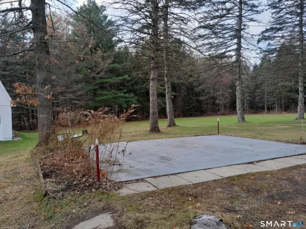 $759,000 | 385 Cotton Hill Road, New Hartford, CT 06057