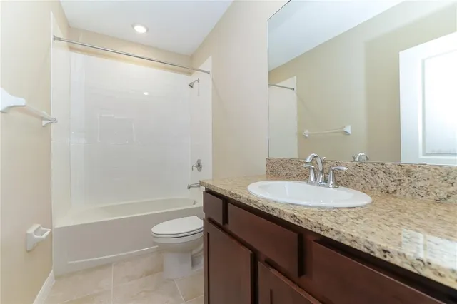 $2,390 | 2495 Midnight Pearl Drive, Sarasota, FL 34240