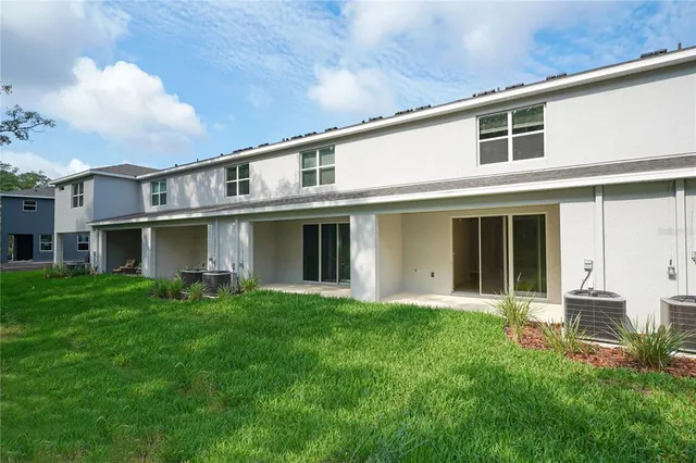 $2,390 | 2495 Midnight Pearl Drive, Sarasota, FL 34240