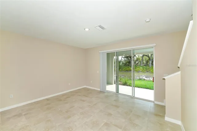 $2,390 | 2495 Midnight Pearl Drive, Sarasota, FL 34240