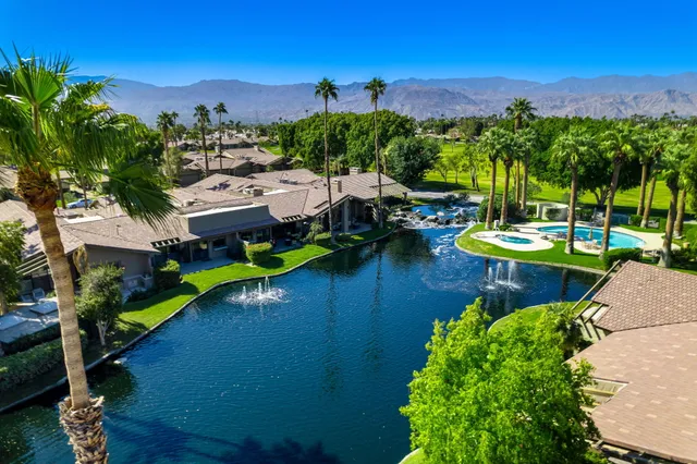 $1,075,000 | 198 Green Mountain Drive, Palm Desert, CA 92211