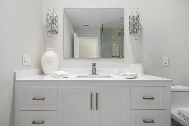 $1,075,000 | 198 Green Mountain Drive, Palm Desert, CA 92211