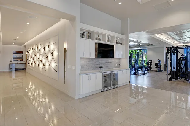 $1,075,000 | 198 Green Mountain Drive, Palm Desert, CA 92211