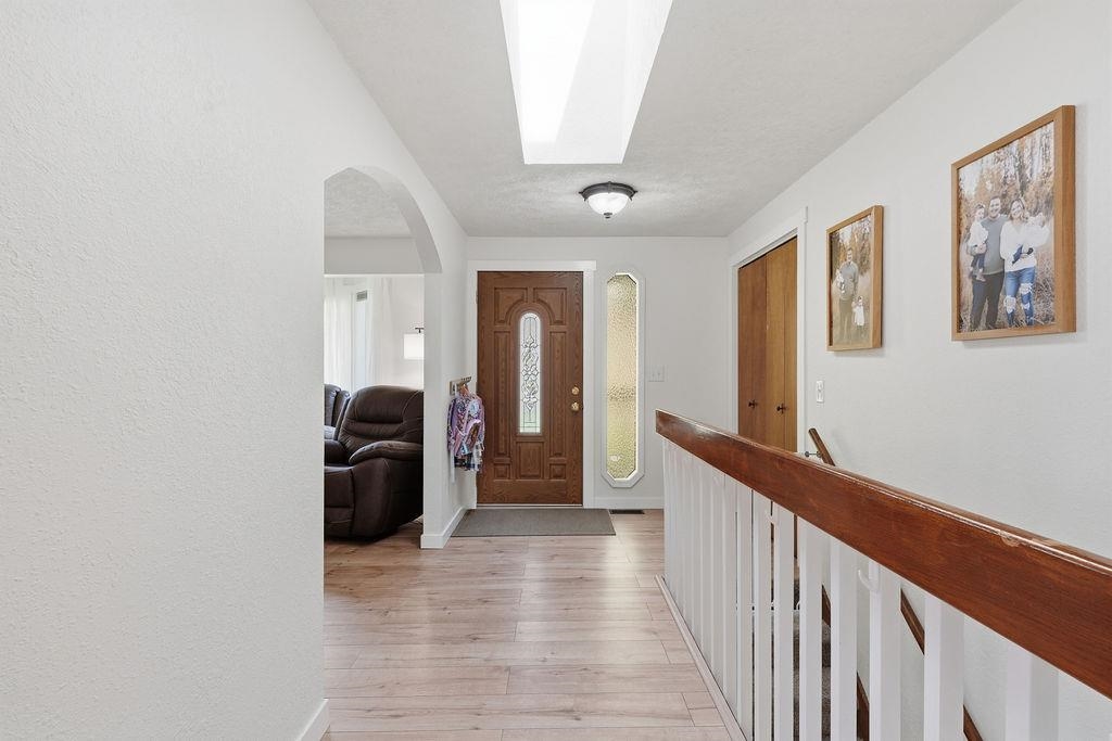 8607 North Kelly Court Spokane, WA 99208 - Photo 3 of 44