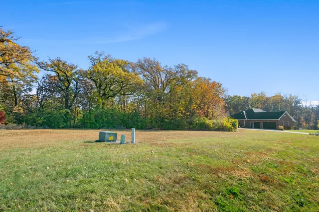 a view of an outdoor space and a yard