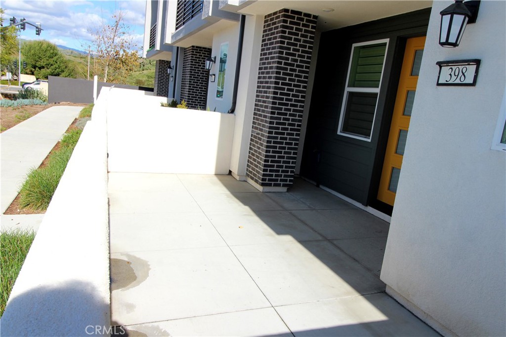 398 Merit Irvine, CA 92618 - Photo 5 of 25 a view of a pathway of a building