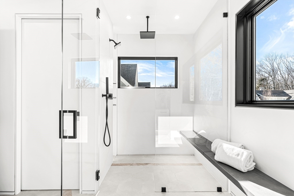 95 Deerfield Road Needham, MA 02492 - Photo 17 of 37