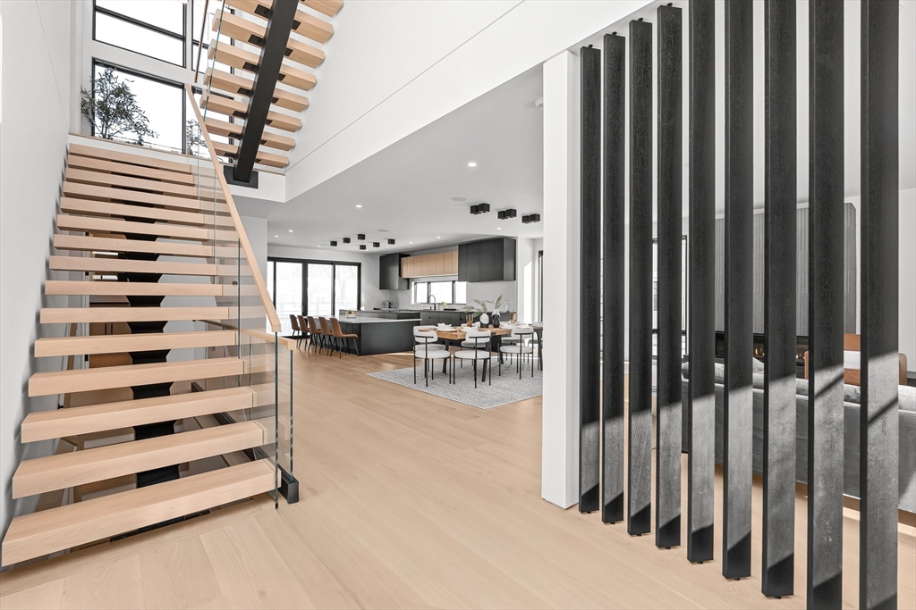 95 Deerfield Road Needham, MA 02492 - Photo 2 of 41