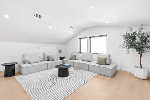 $3,399,000 | 95 Deerfield Road, Needham, MA 02492